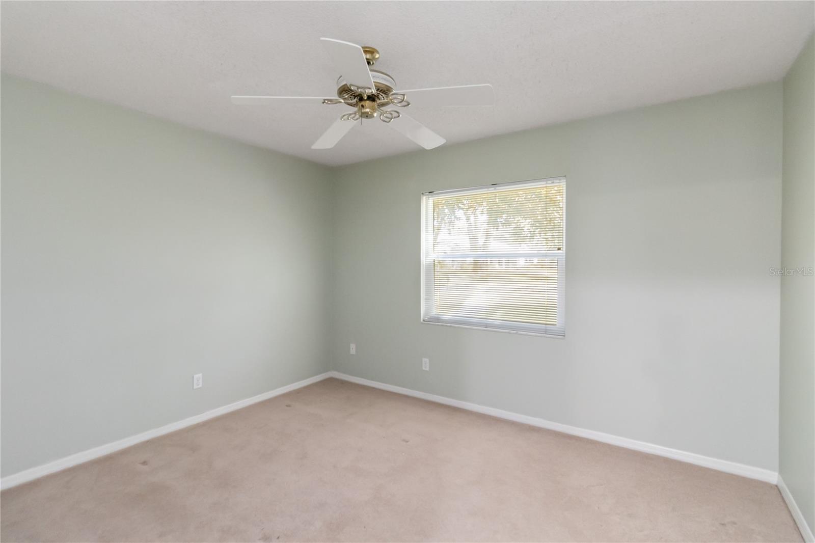 Image 37 of 66 For 924 Wald Road