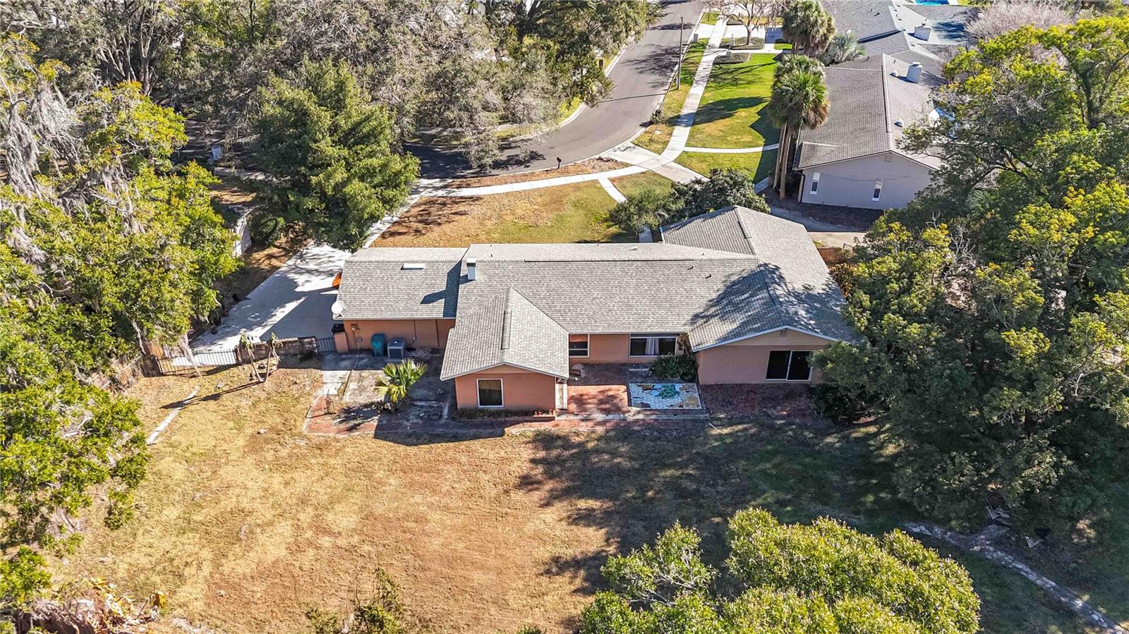 Image 52 of 66 For 924 Wald Road