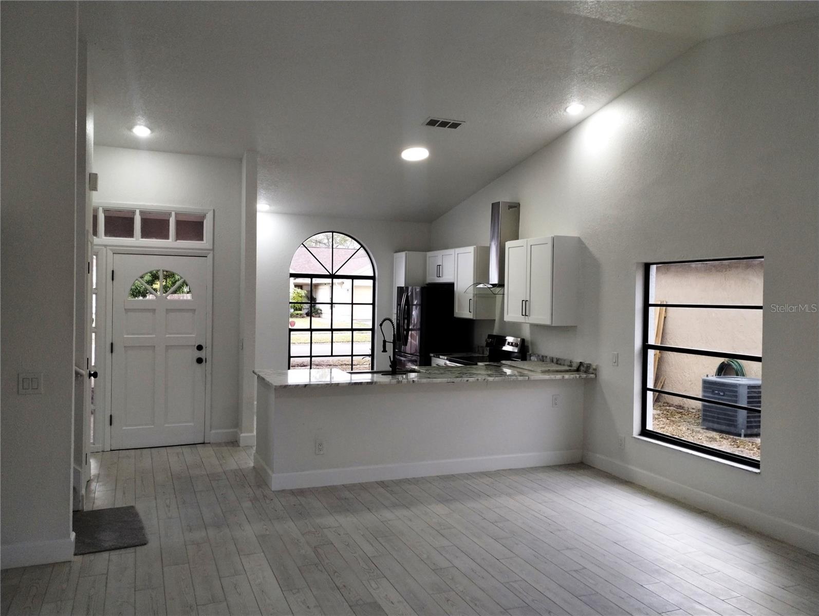 Image 15 of 46 For 1920 Tindaro Drive