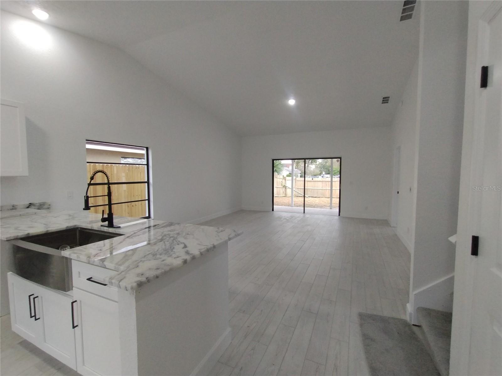 Image 23 of 46 For 1920 Tindaro Drive