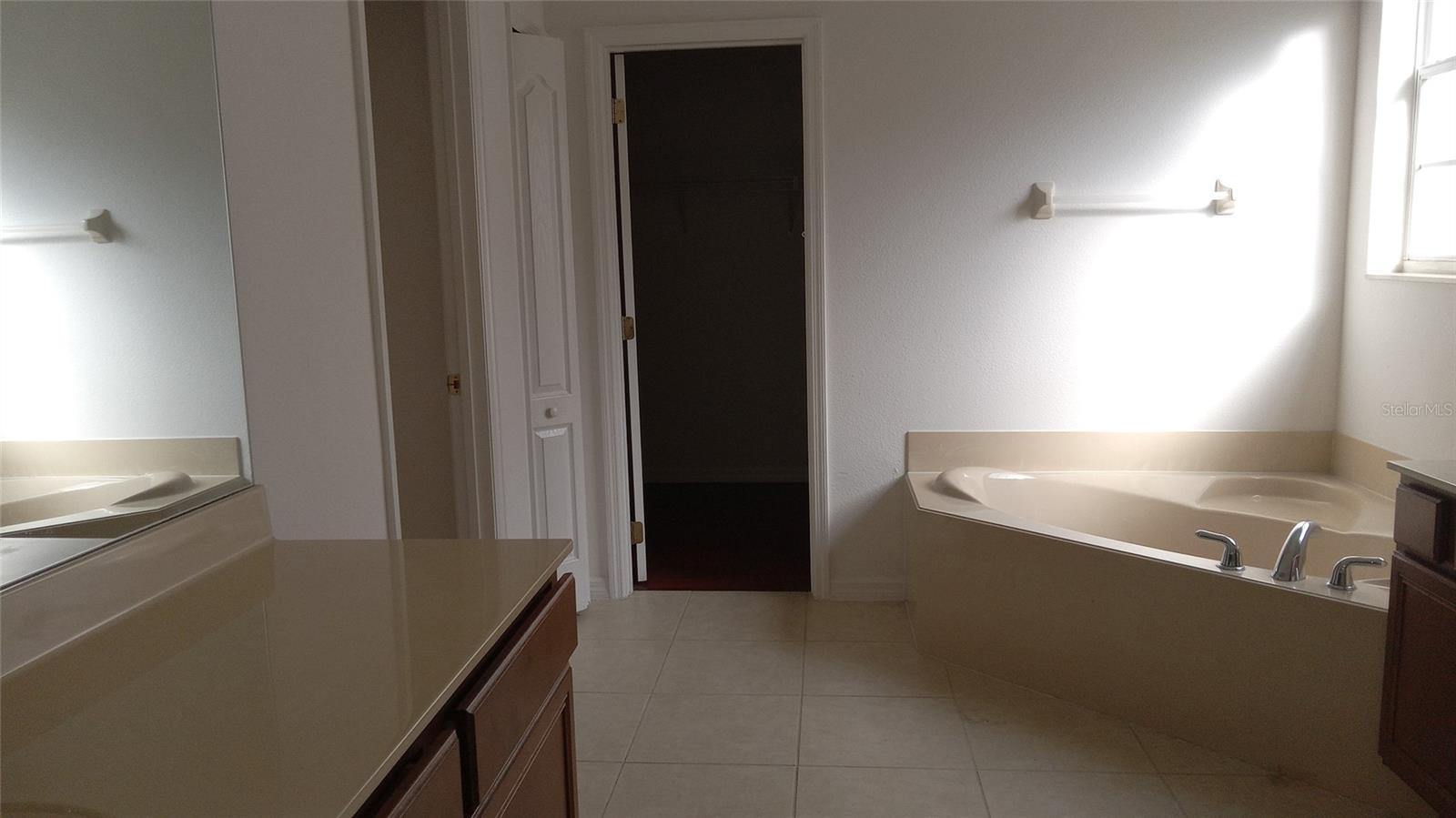 Image 13 of 14 For 10276 Kristen Park Drive