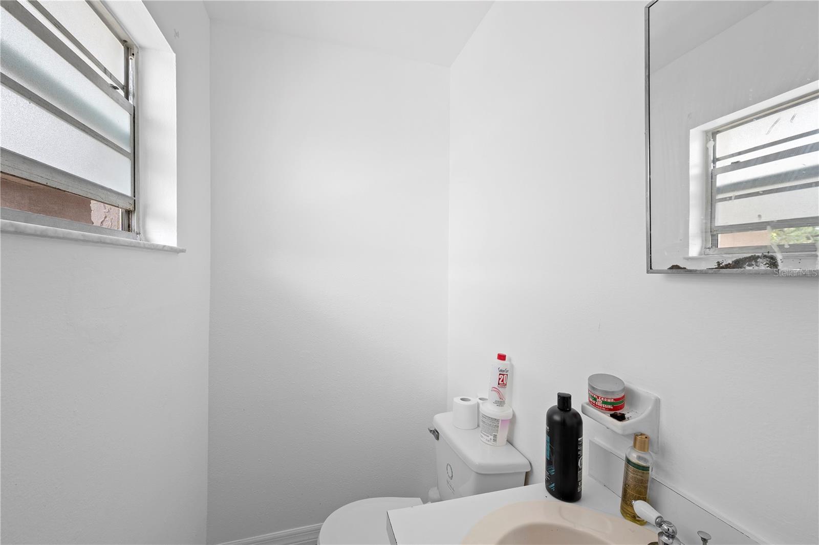 Image 17 of 31 For 2412 Linda Street