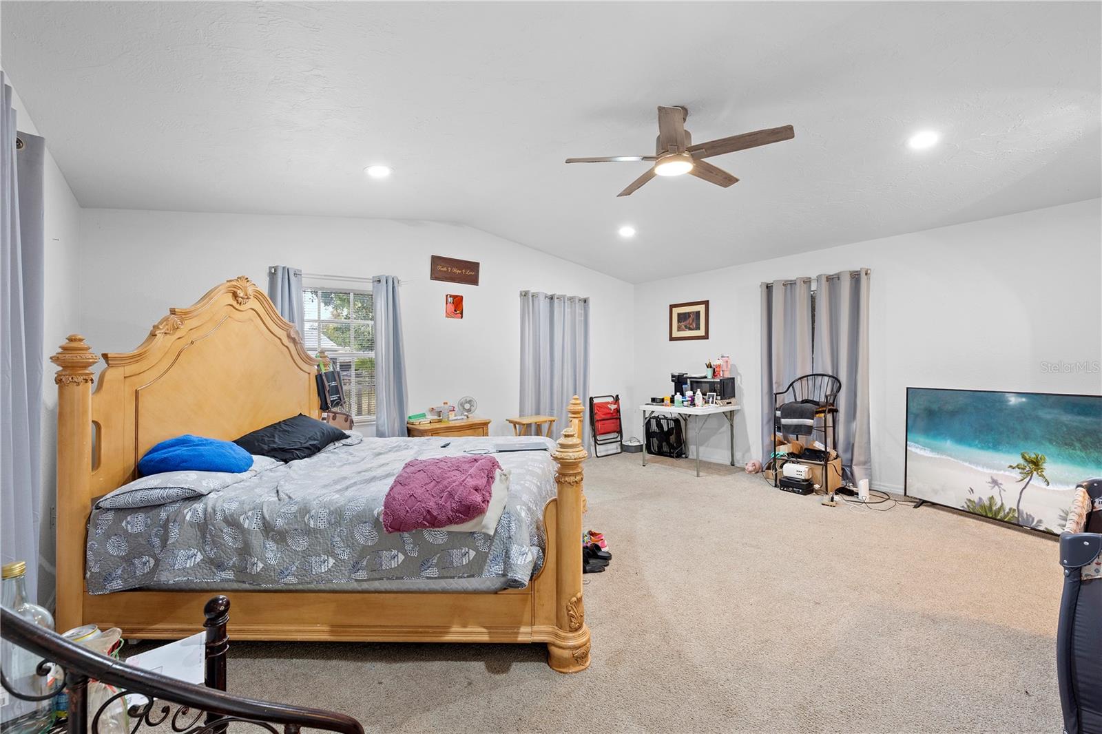 Image 18 of 31 For 2412 Linda Street