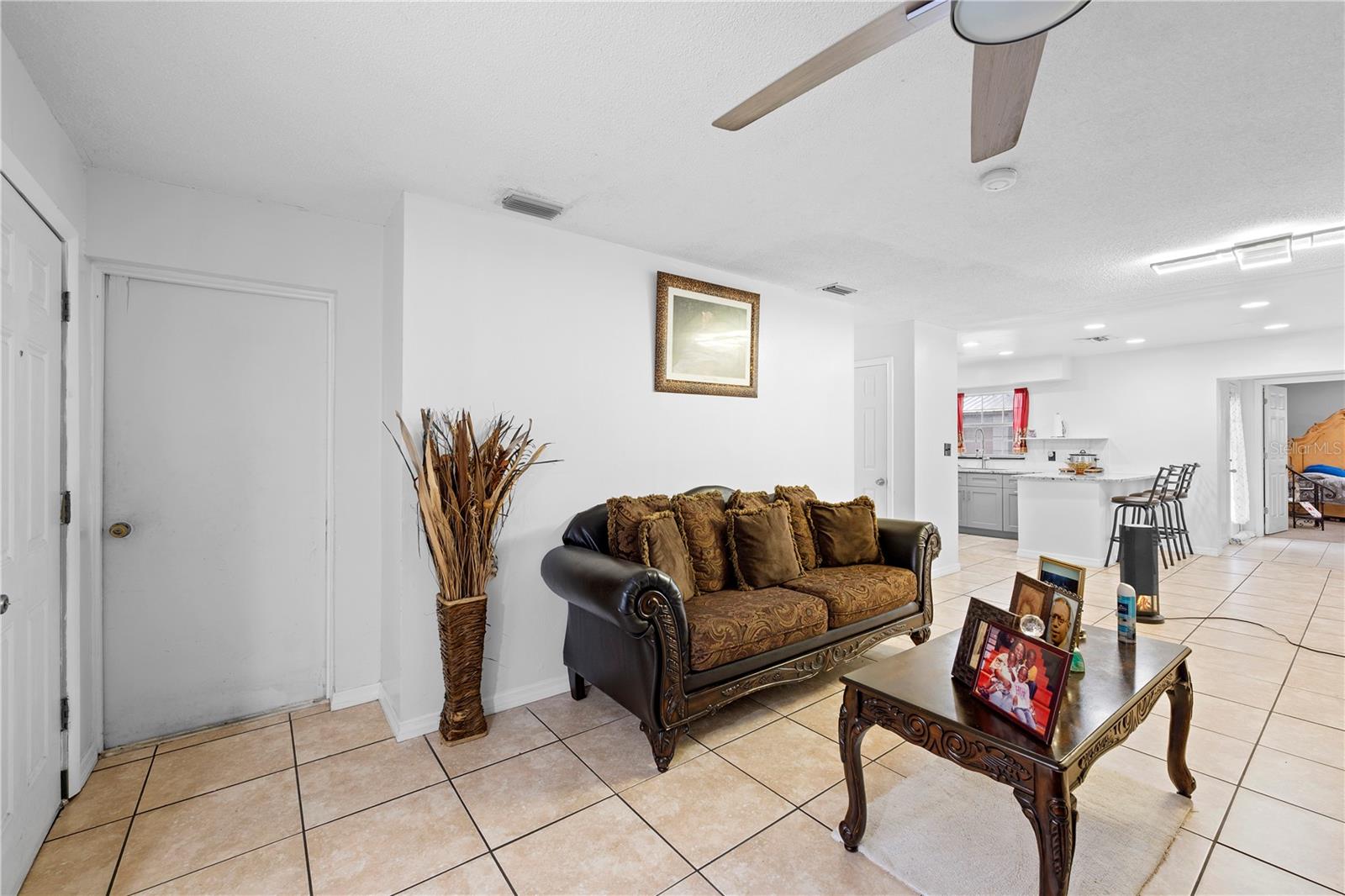 Image 4 of 31 For 2412 Linda Street