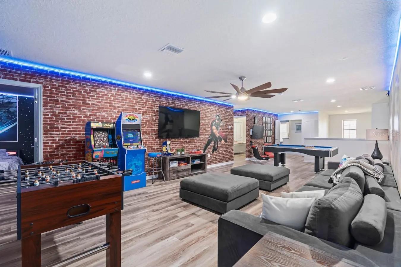 Image 11 of 100 For 8804 Bengal Court