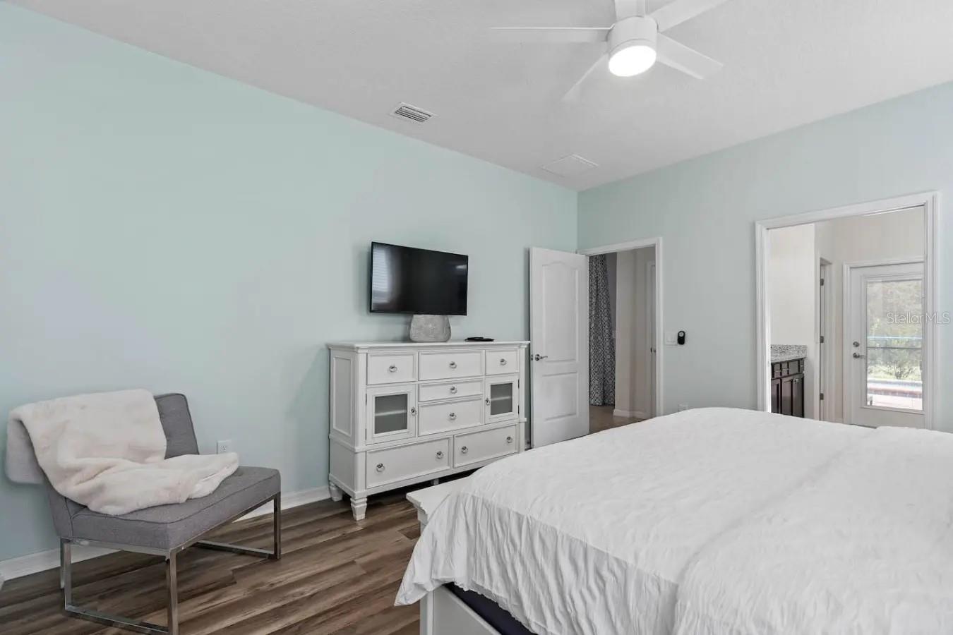 Image 23 of 100 For 8804 Bengal Court