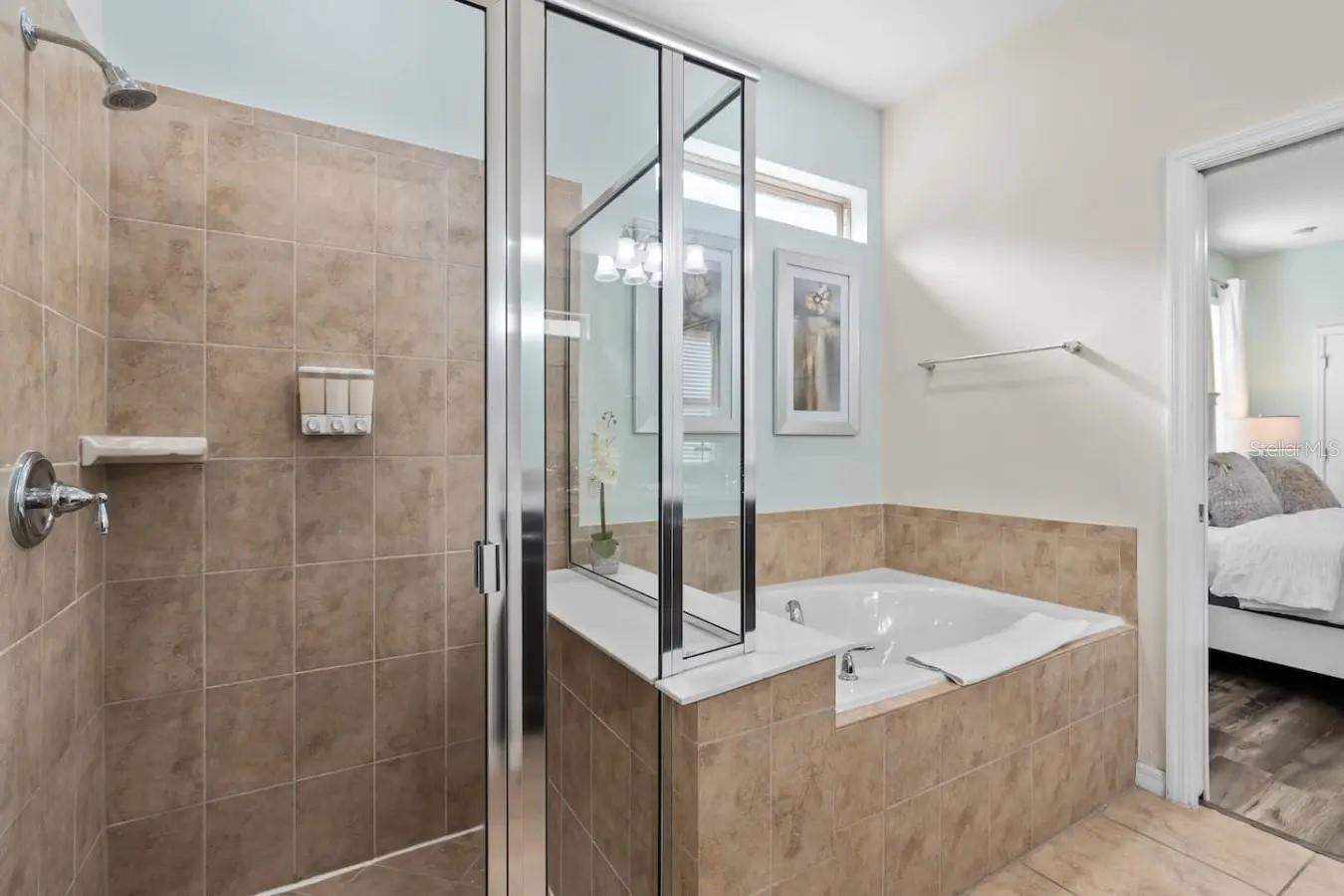 Image 29 of 100 For 8804 Bengal Court