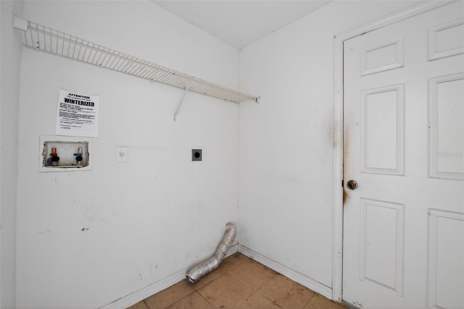 Image 28 of 29 For 512 Flower Fields Lane