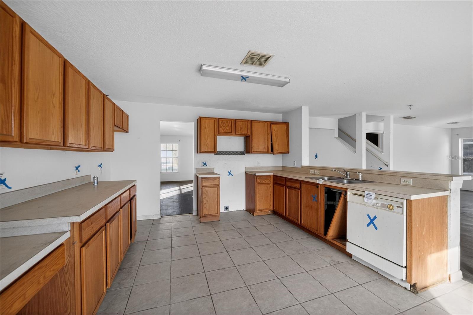 Image 6 of 29 For 512 Flower Fields Lane