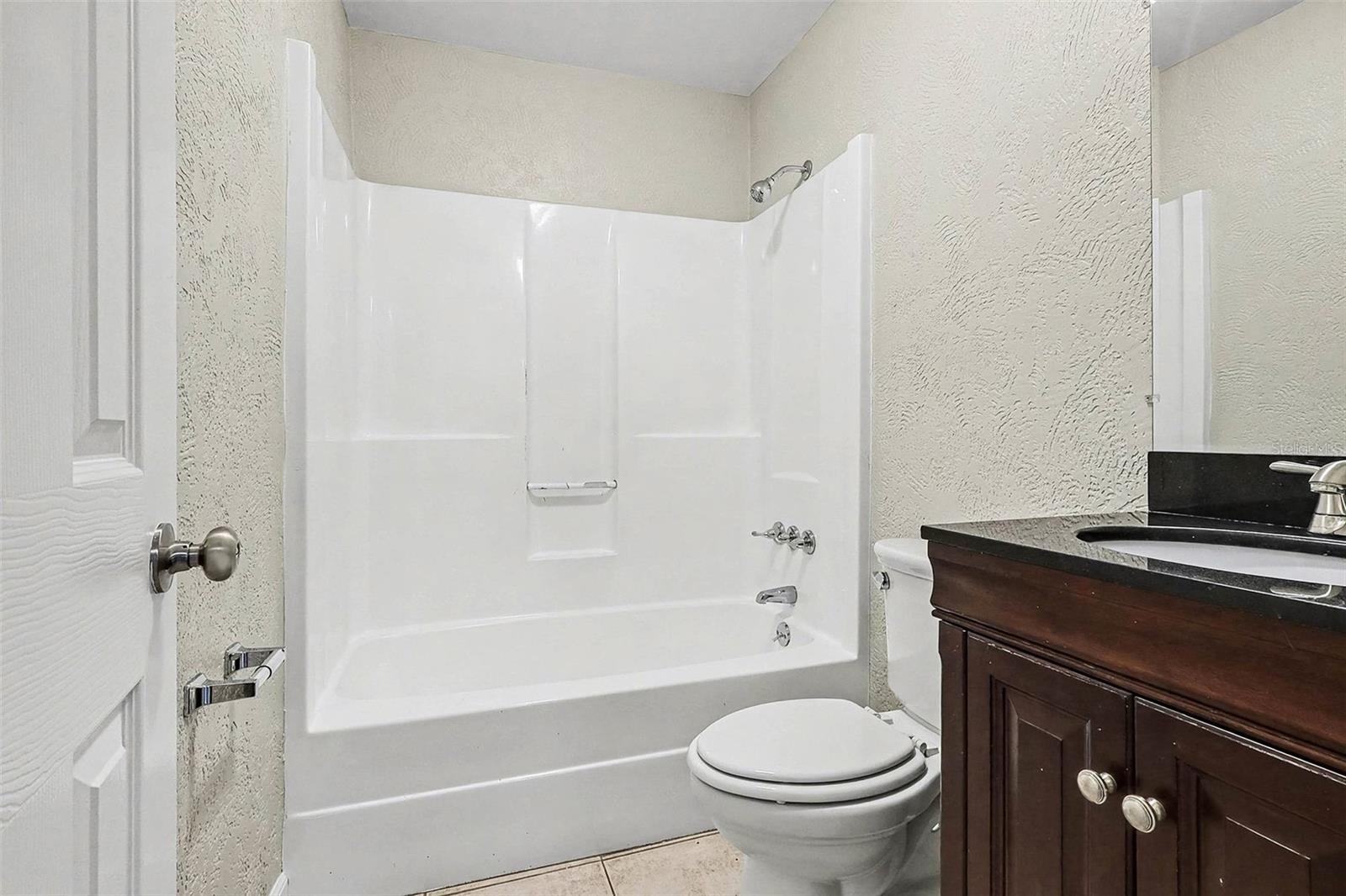 Image 7 of 15 For 1761 Elbert Acres Court Ne