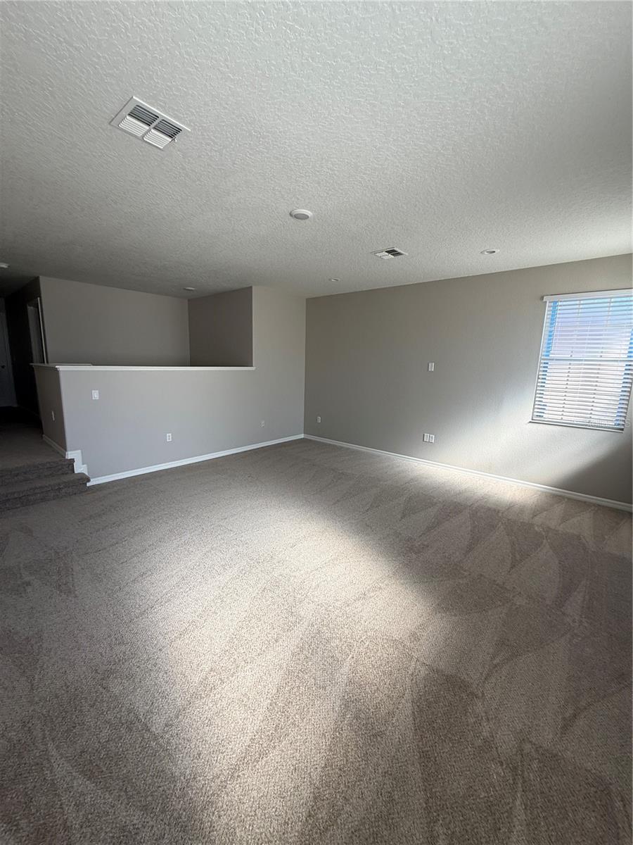 Image 13 of 59 For 12731 Grovehurst Avenue