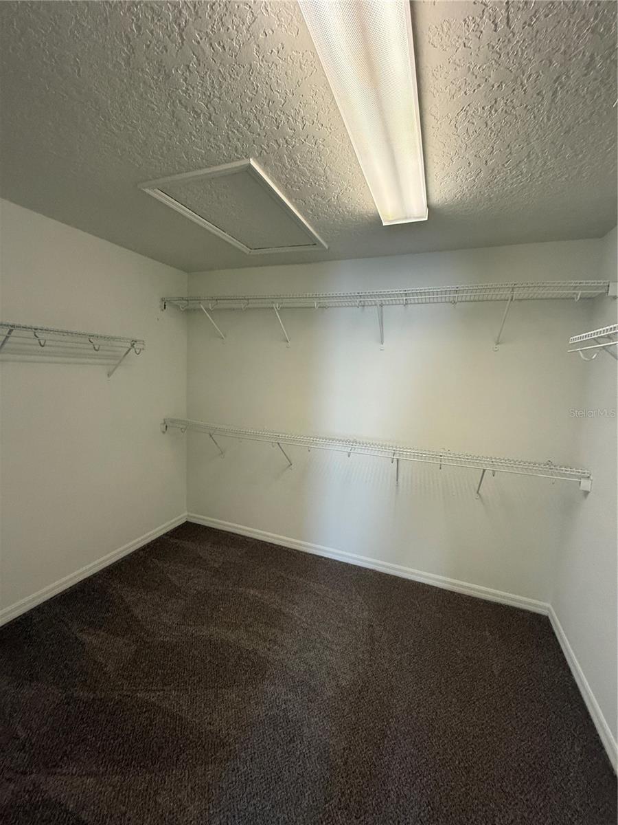 Image 18 of 59 For 12731 Grovehurst Avenue