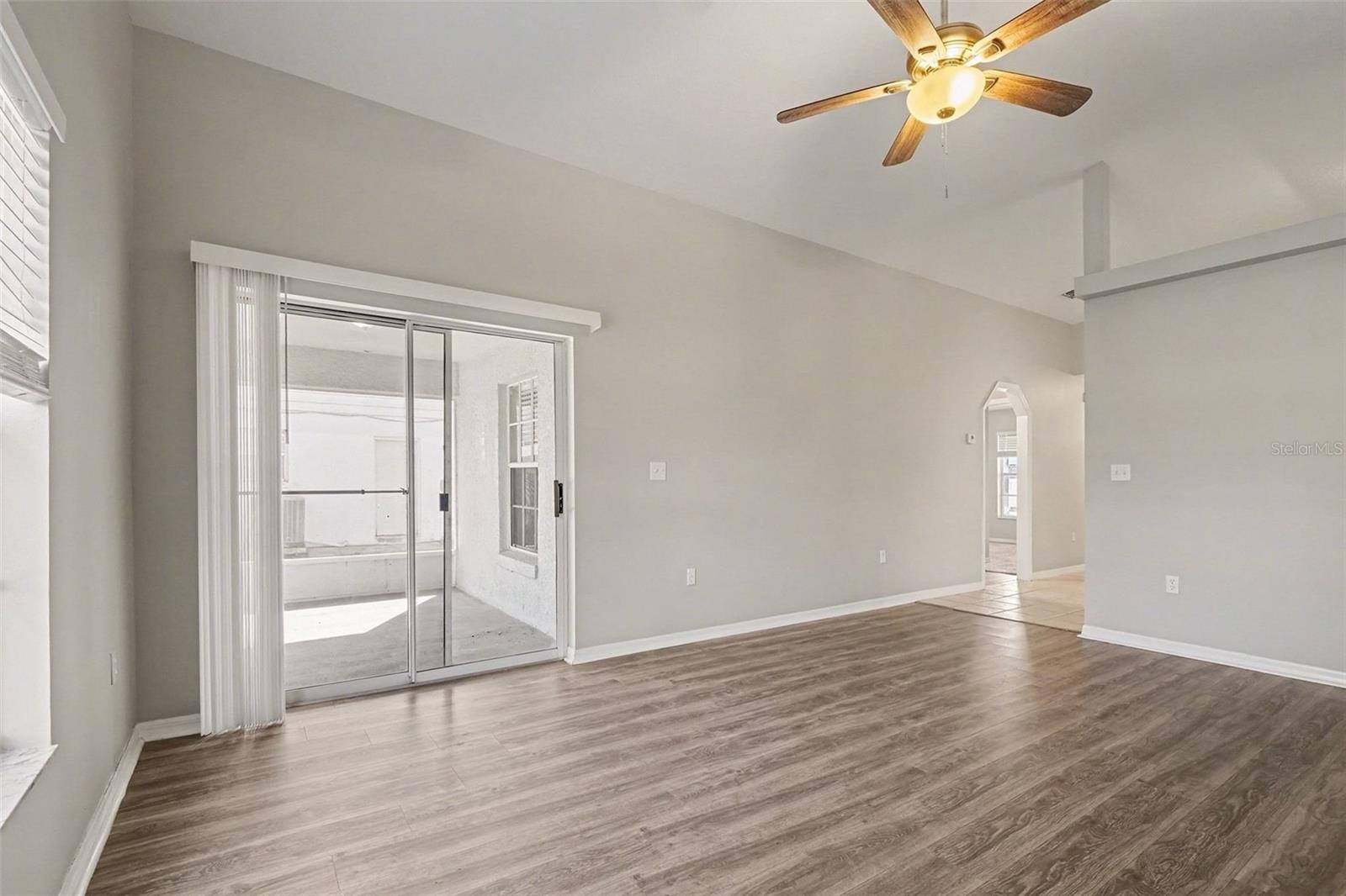 Image 8 of 16 For 1503 Reade Circle