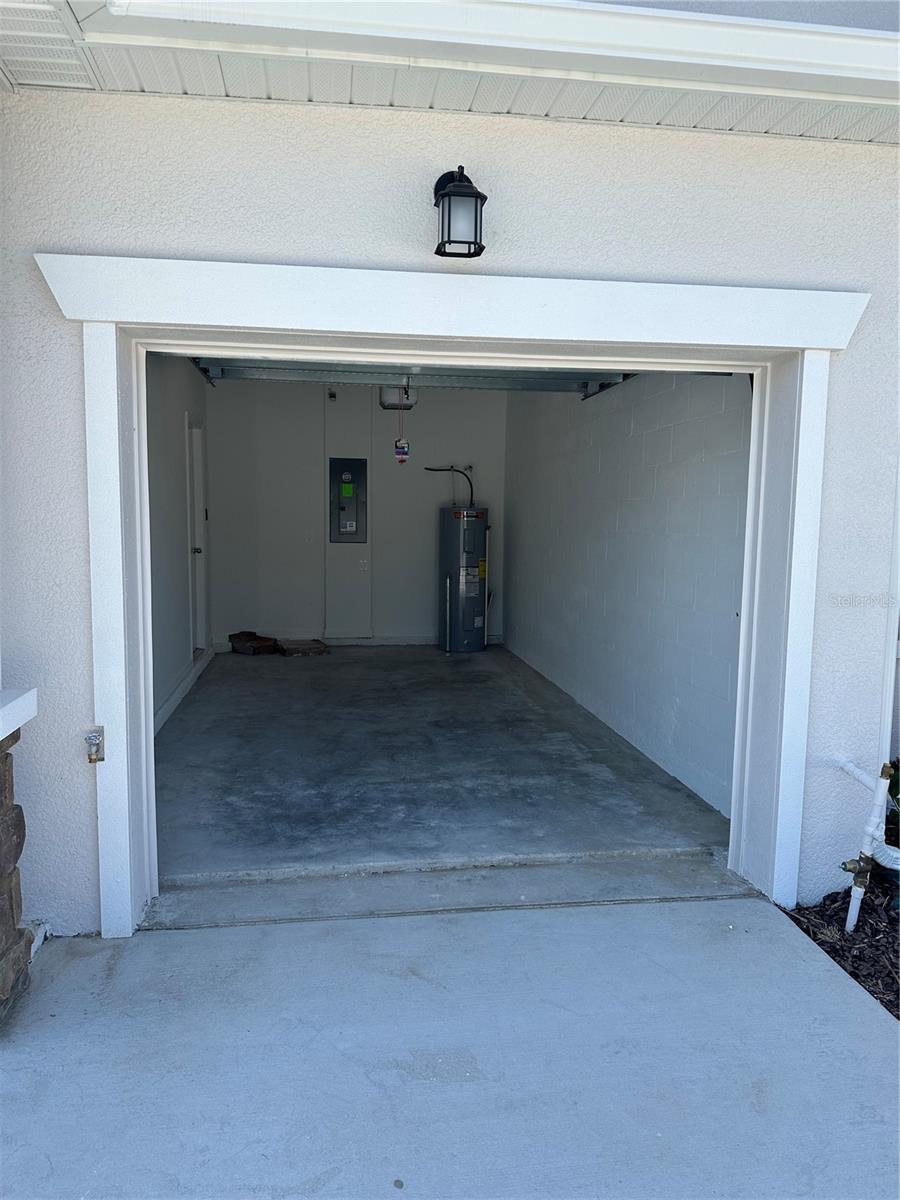 Image 5 of 33 For 3303 Laurent Loop