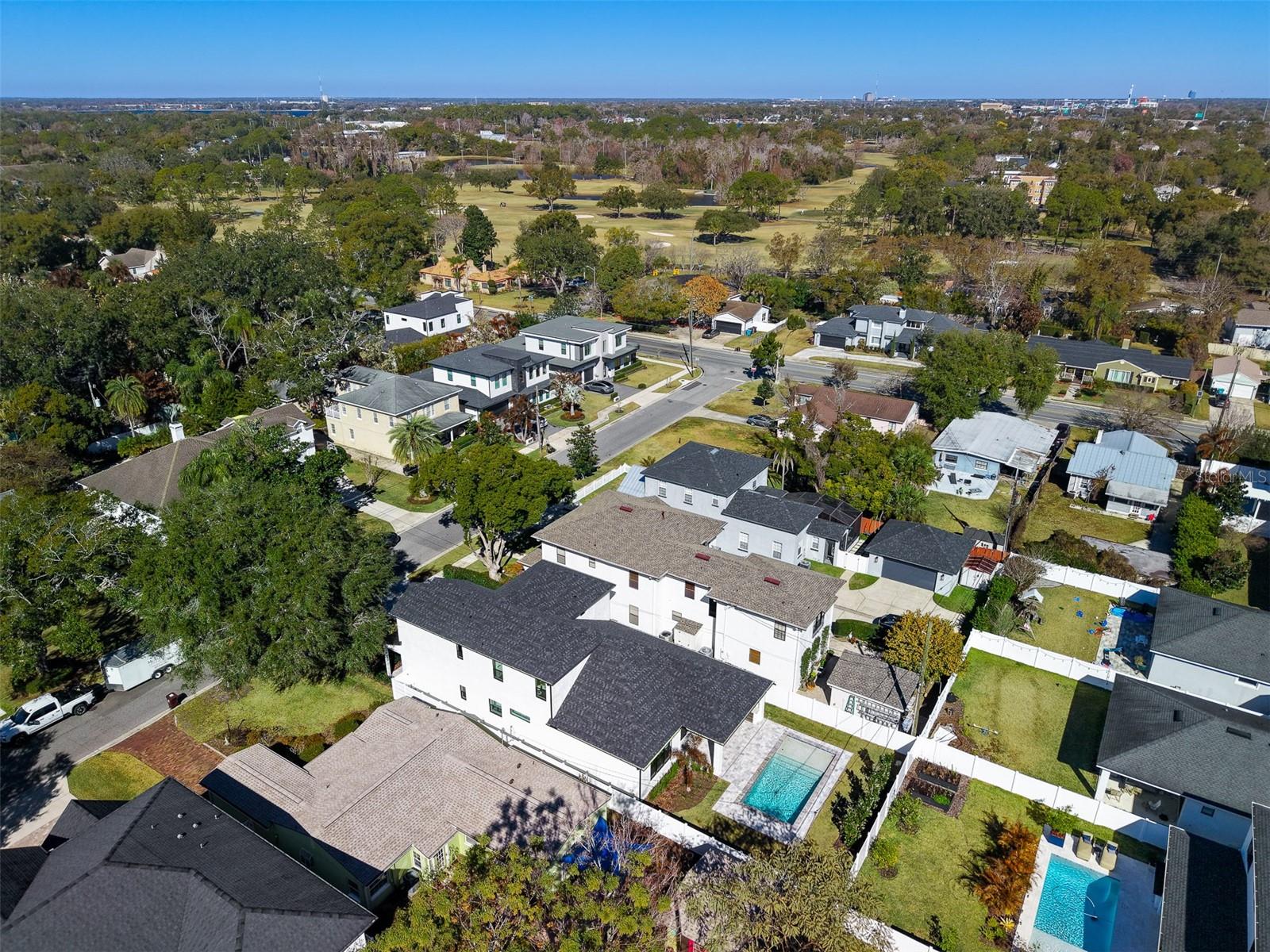 Image 65 of 66 For 3303 Helen Avenue