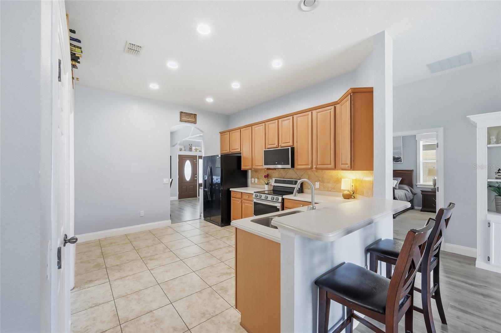 Image 11 of 52 For 2247 Black Lake Boulevard