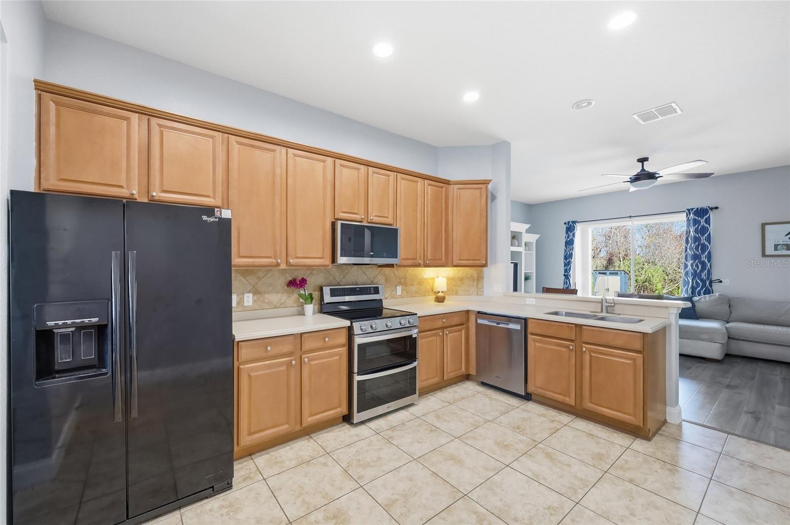 Image 13 of 52 For 2247 Black Lake Boulevard