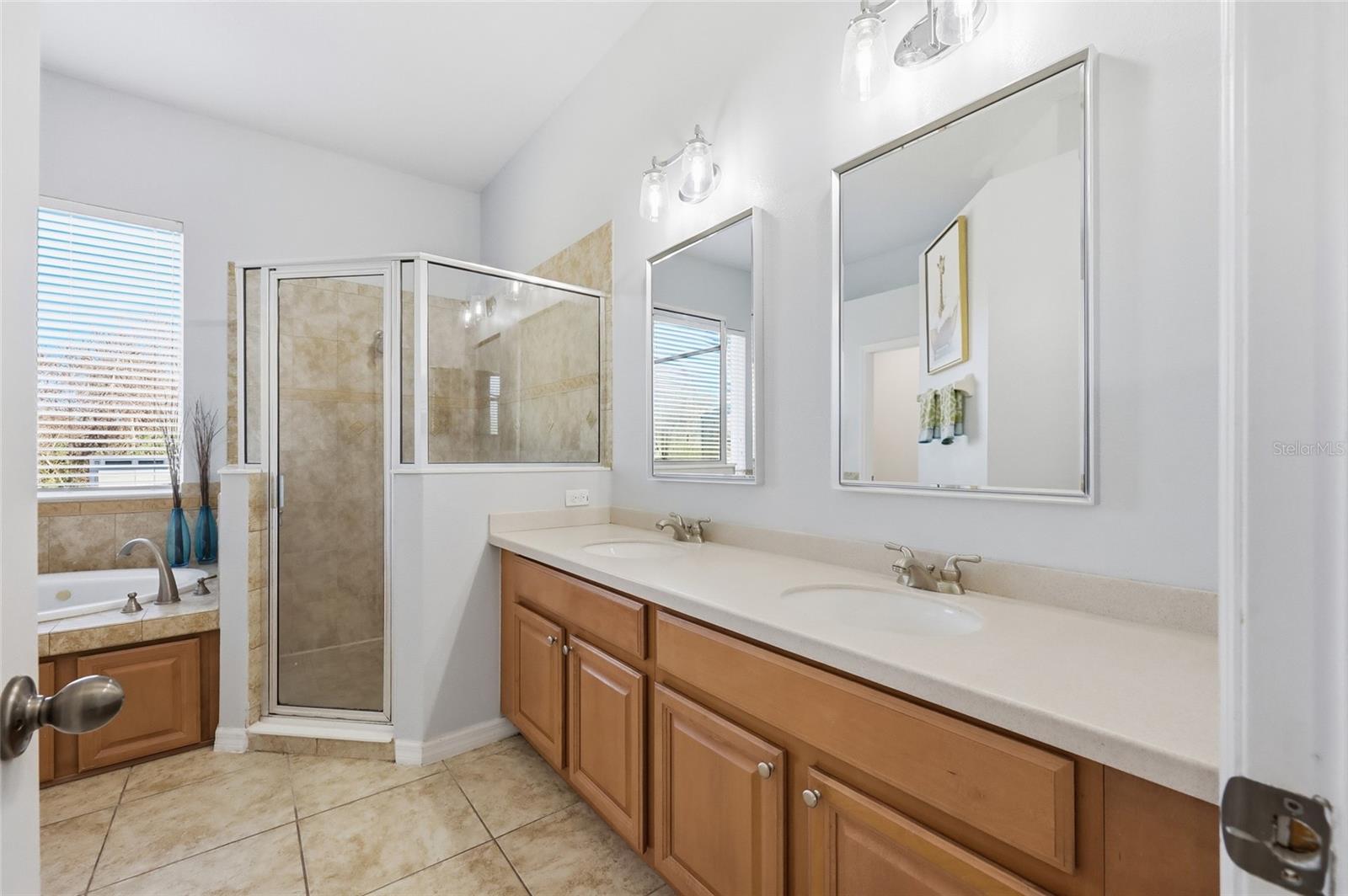 Image 26 of 52 For 2247 Black Lake Boulevard