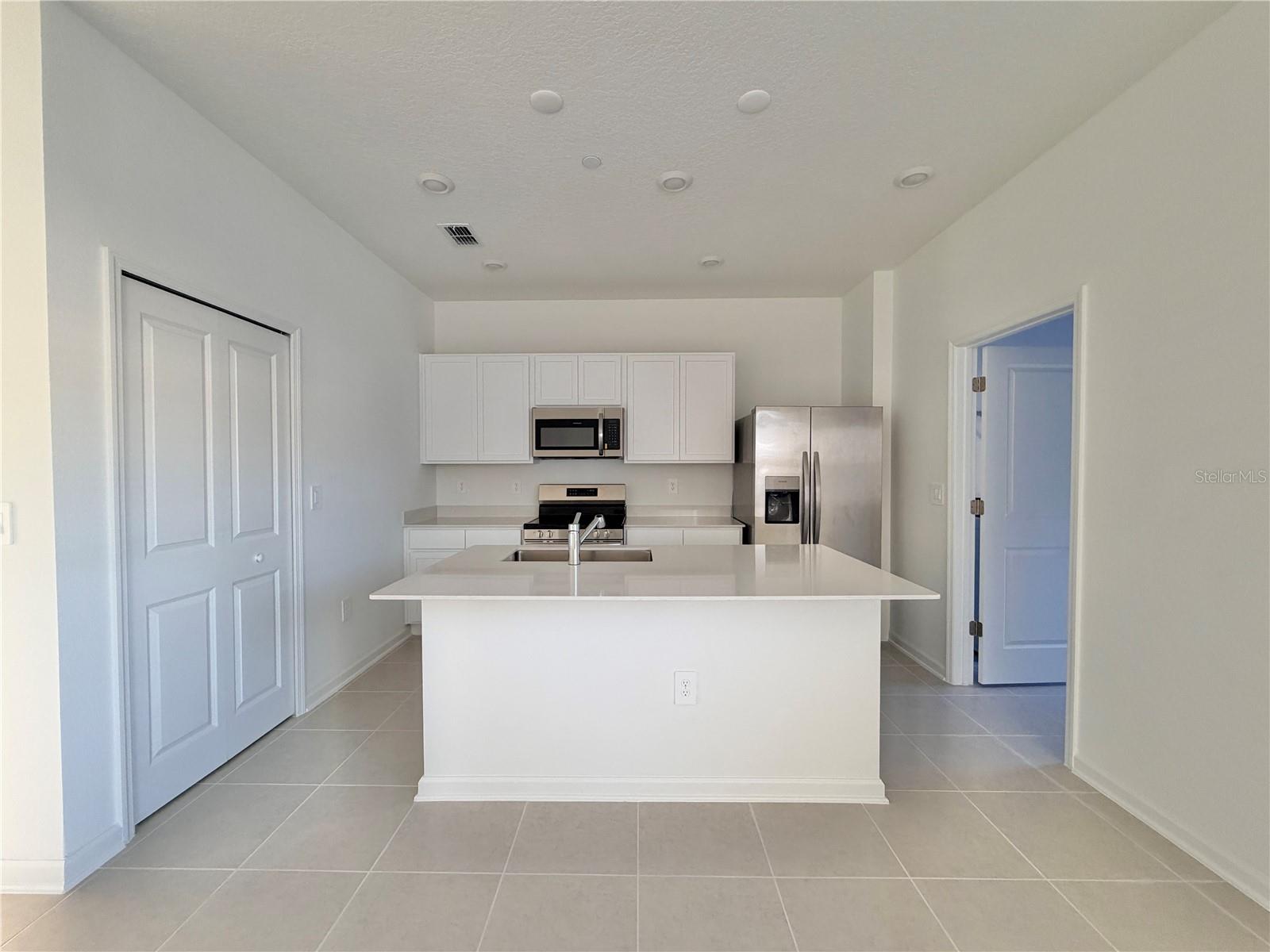 Image 10 of 32 For 2348 Rider Rain Lane