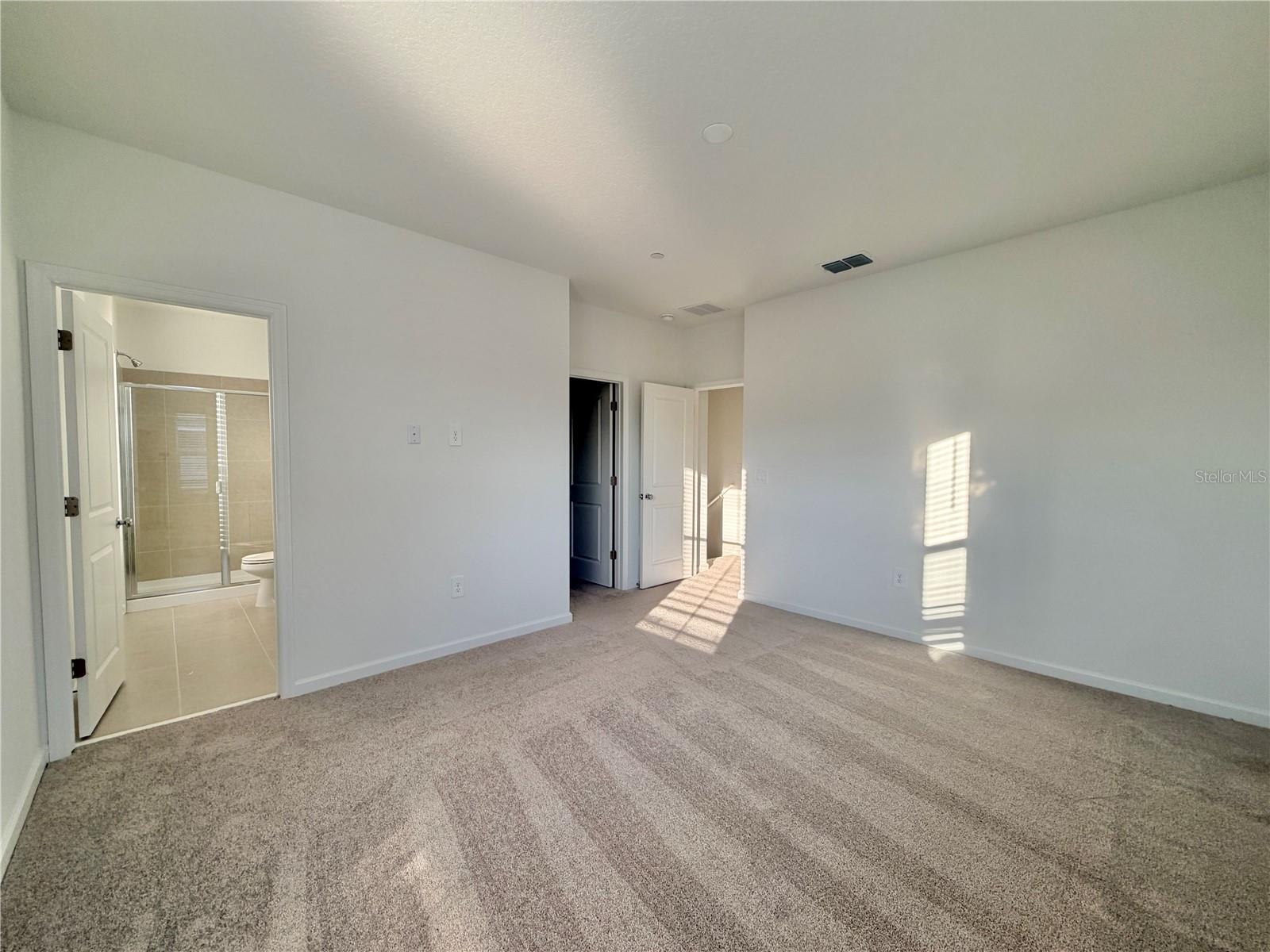 Image 28 of 32 For 2348 Rider Rain Lane