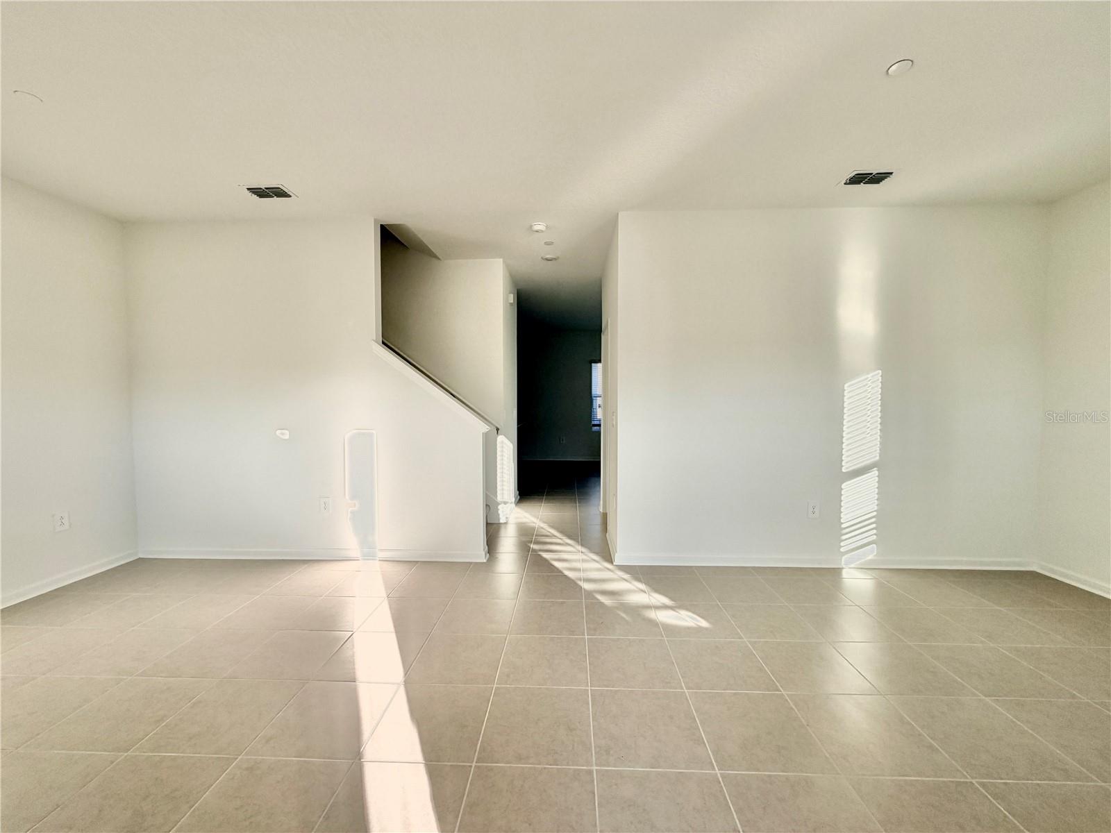 Image 3 of 32 For 2348 Rider Rain Lane