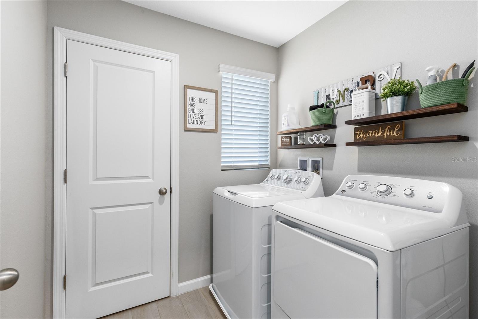 Image 27 of 35 For 4160 Southern Vista Loop