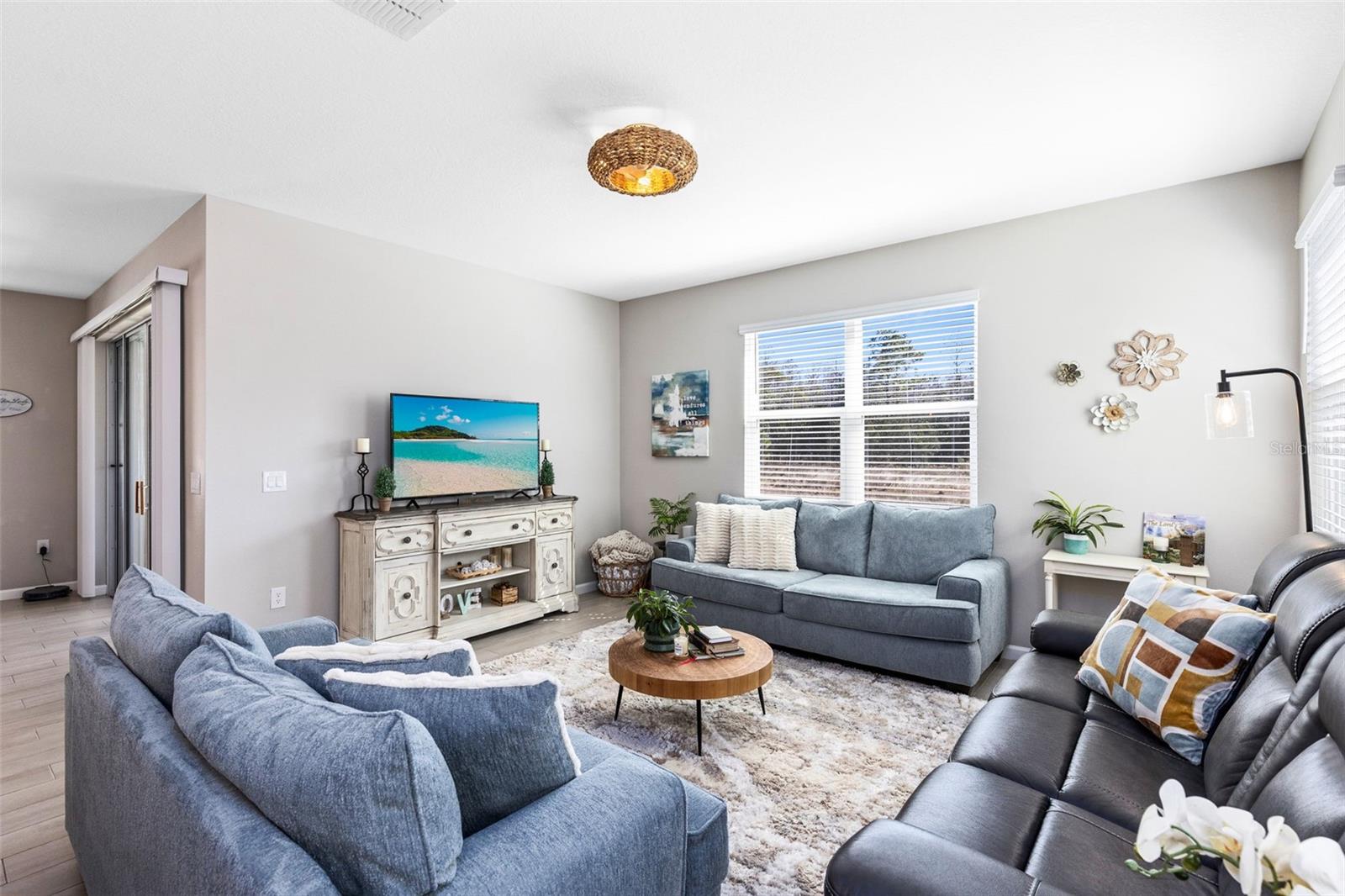 Image 8 of 35 For 4160 Southern Vista Loop