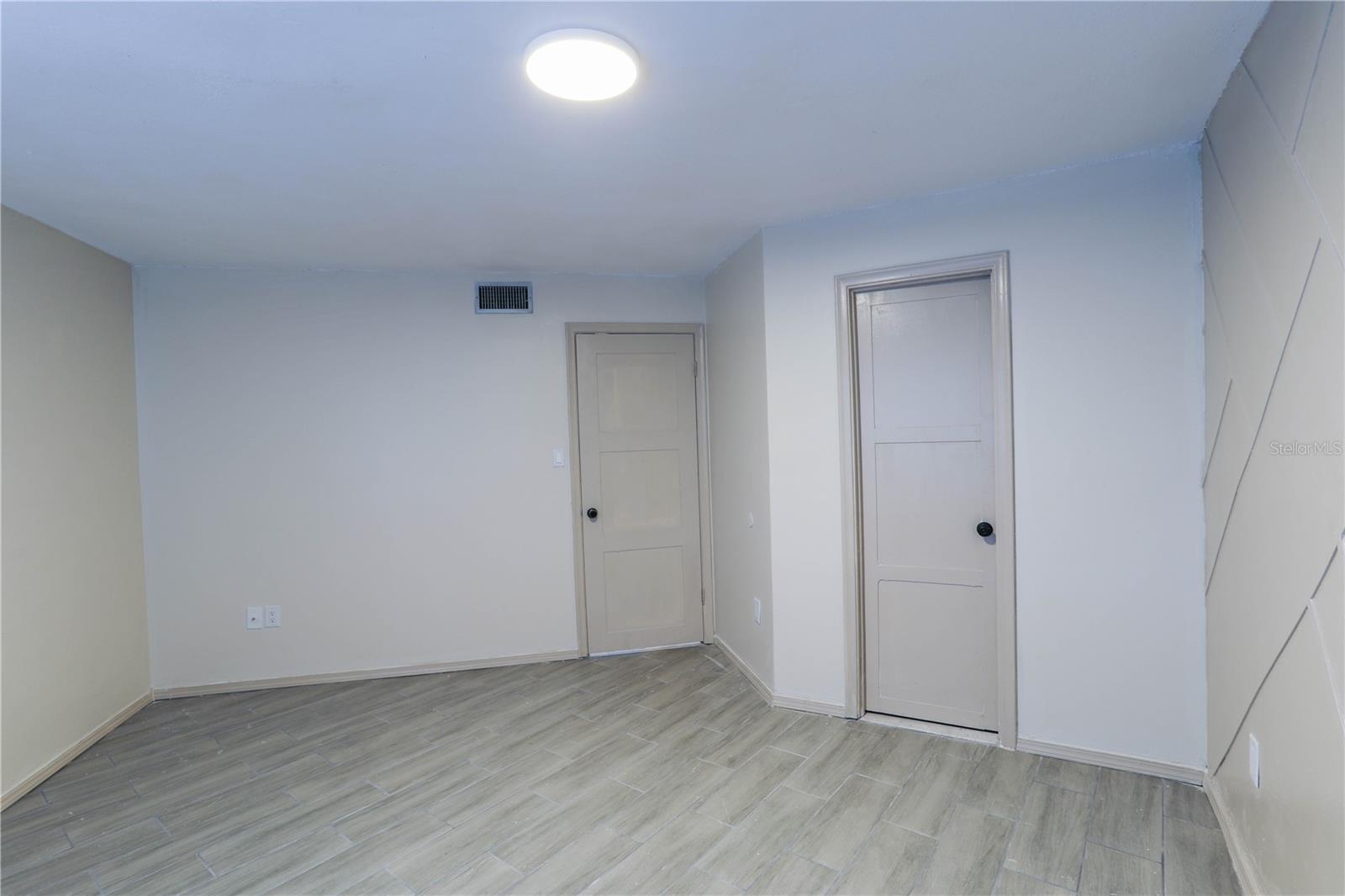 Image 10 of 15 For 3655 Atrium Drive 2