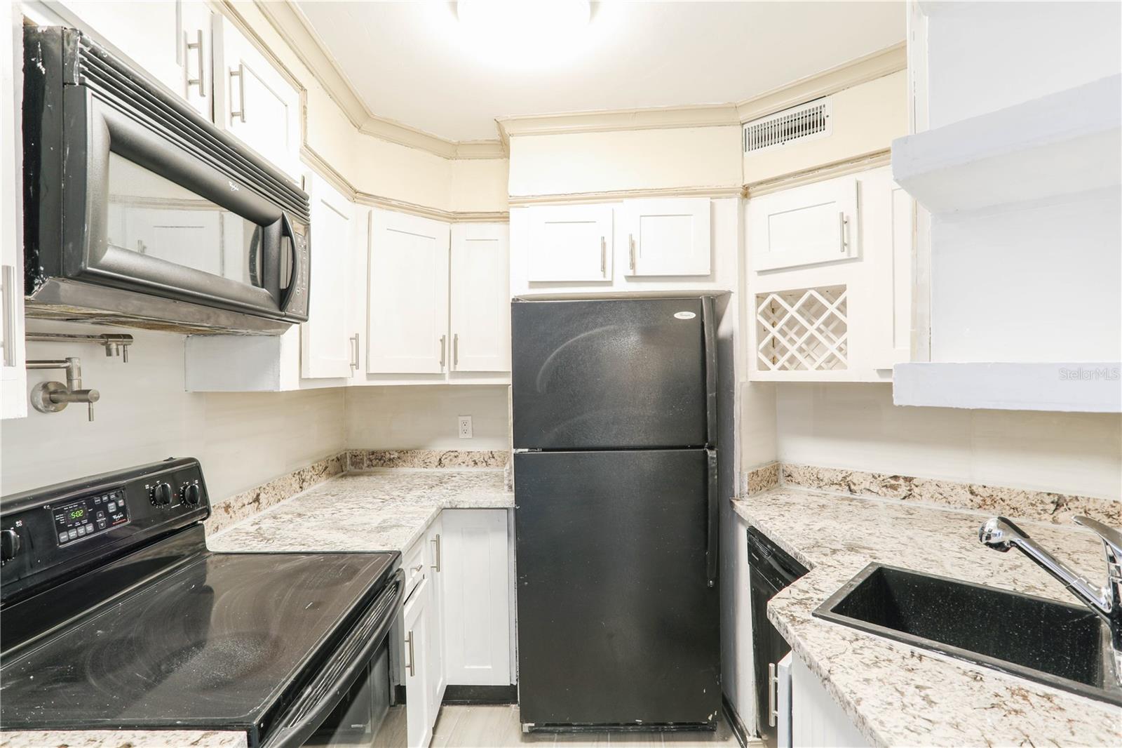 Image 6 of 15 For 3655 Atrium Drive 2