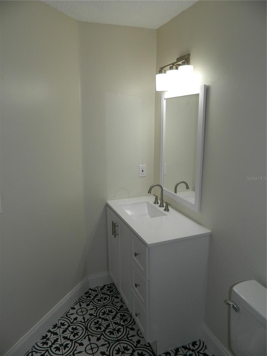 Image 12 of 19 For 709 Secret Harbor Lane 303