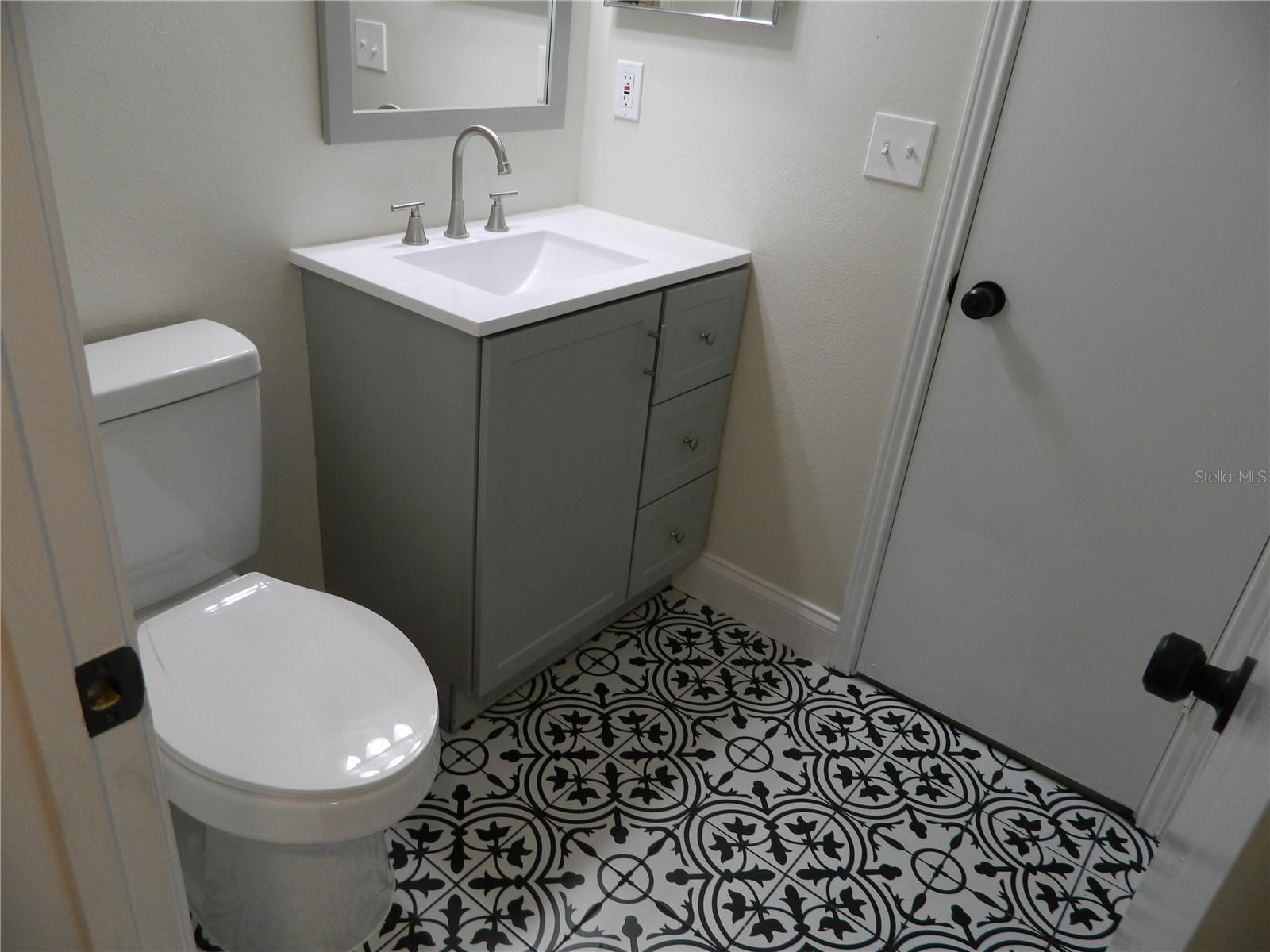 Image 16 of 19 For 709 Secret Harbor Lane 303