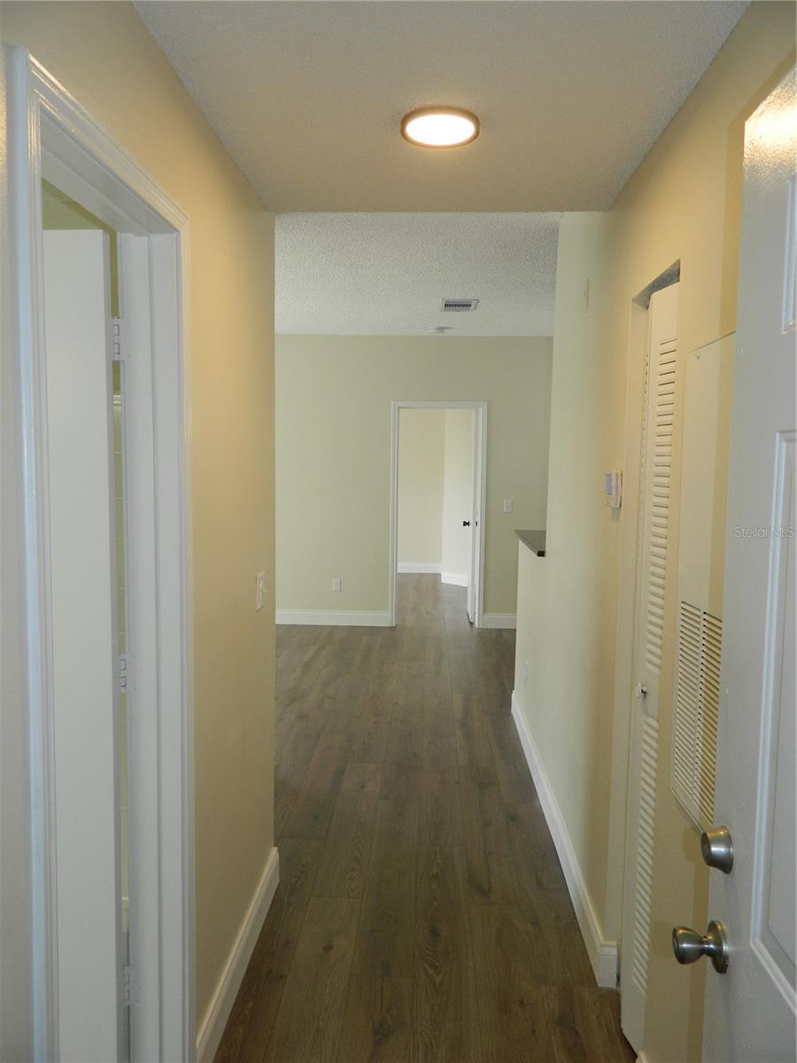 Image 3 of 19 For 709 Secret Harbor Lane 303