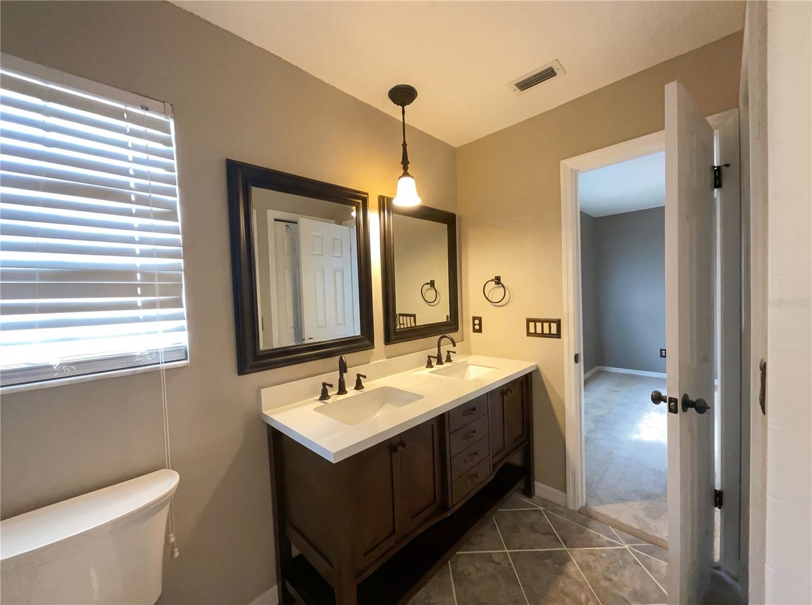 Image 16 of 24 For 752 Briarcrest Drive