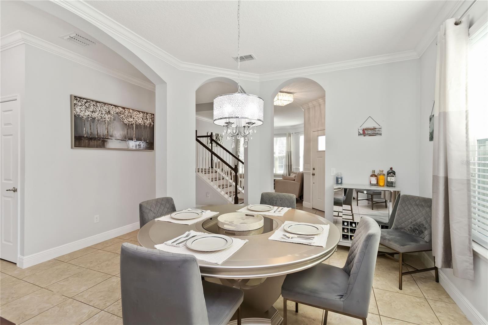 Image 10 of 69 For 652 Seven Oaks Boulevard