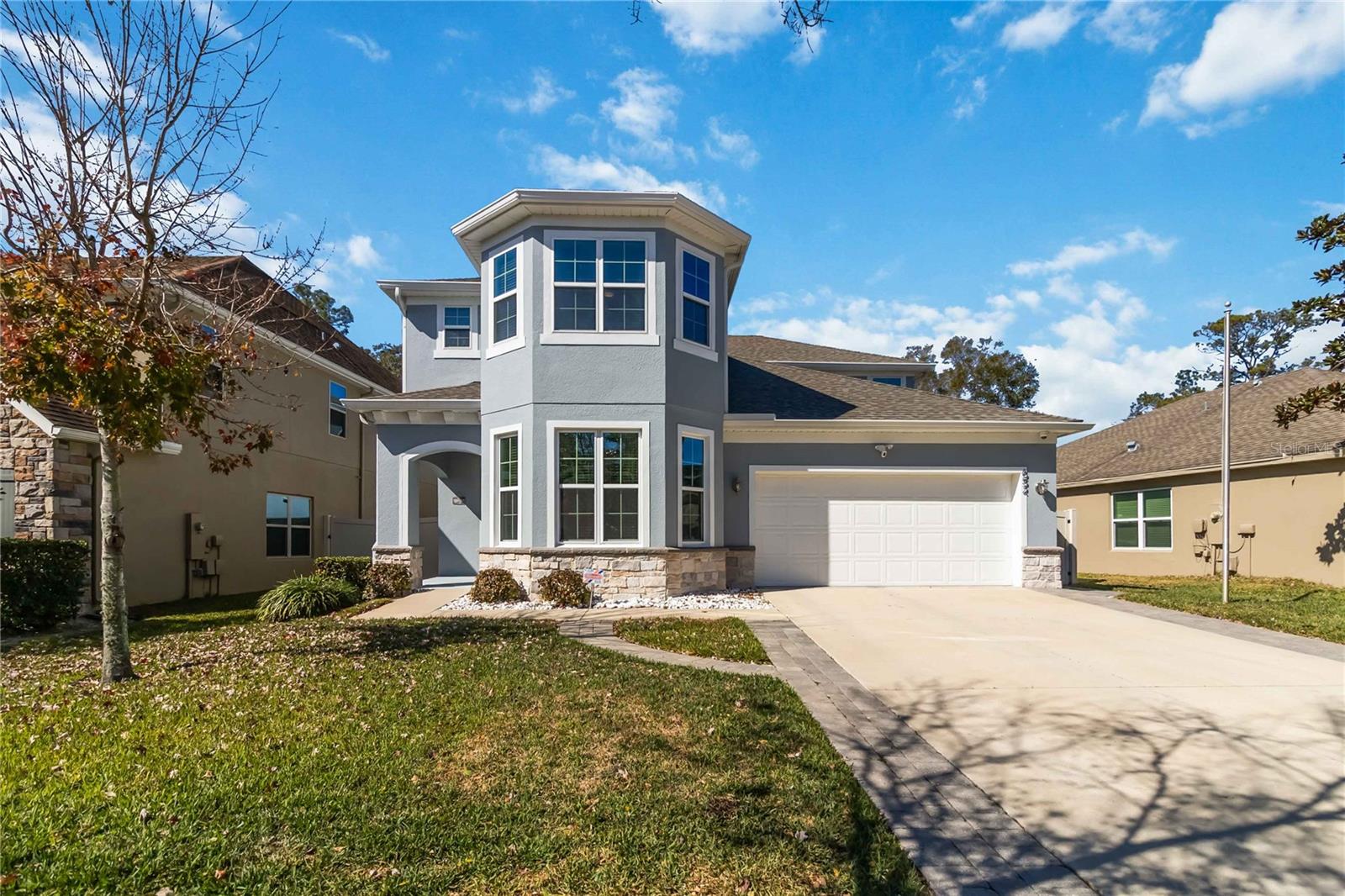 Image 2 of 69 For 652 Seven Oaks Boulevard