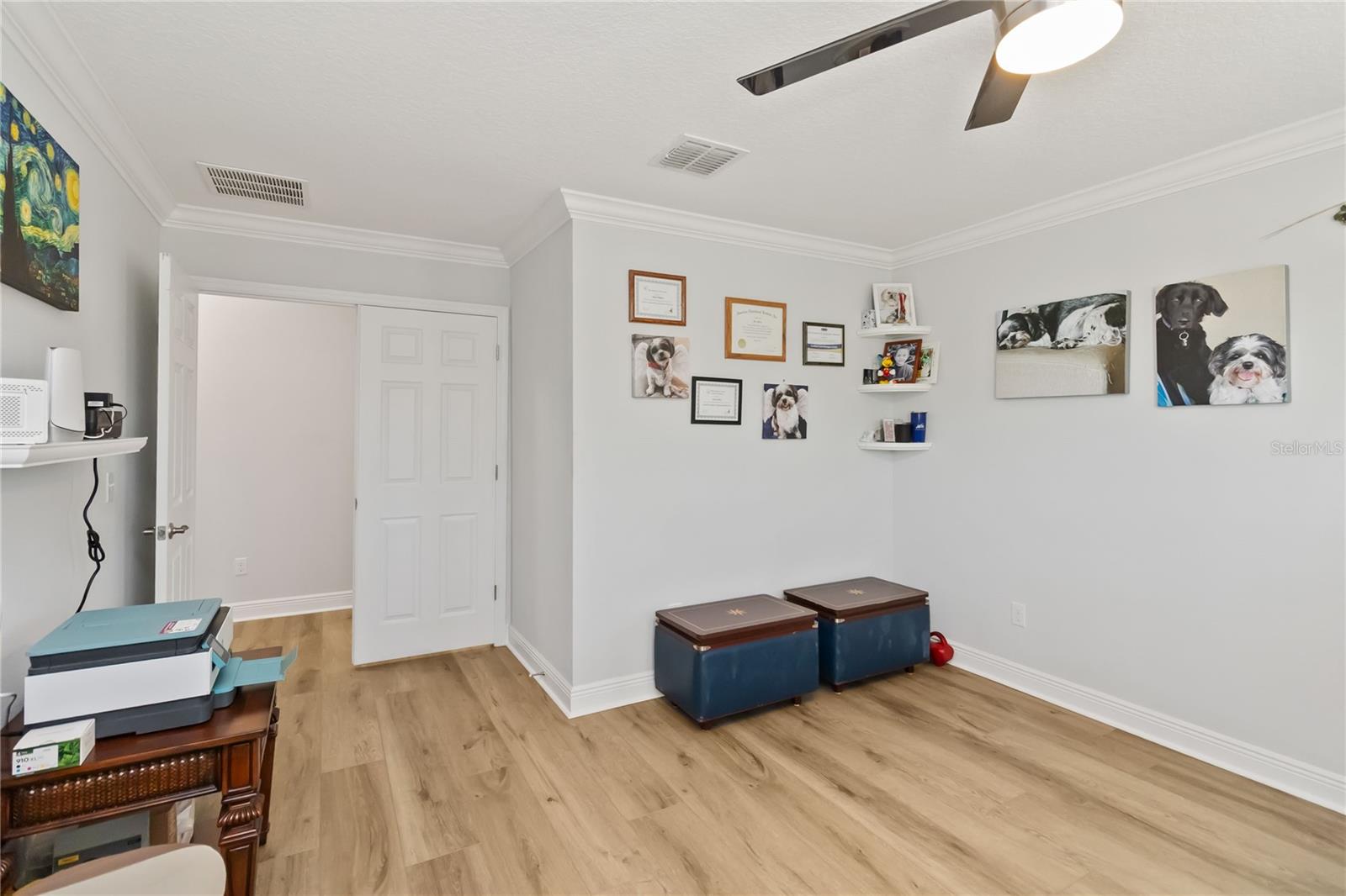 Image 37 of 69 For 652 Seven Oaks Boulevard