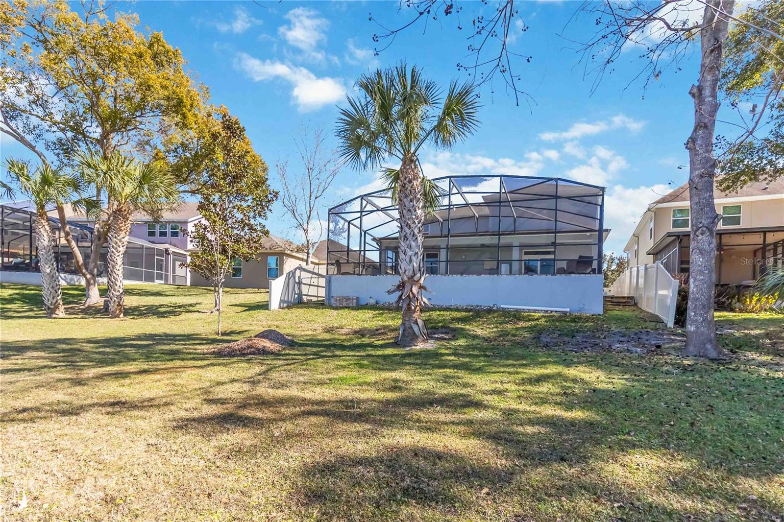 Image 47 of 69 For 652 Seven Oaks Boulevard