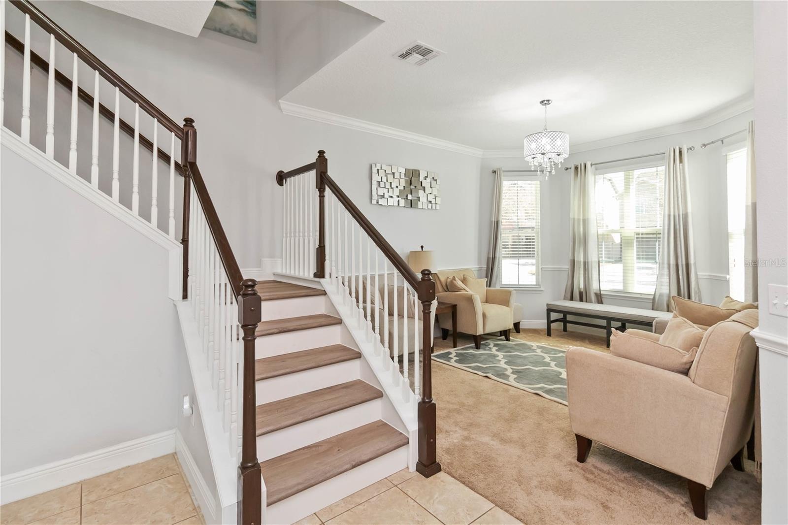 Image 6 of 69 For 652 Seven Oaks Boulevard