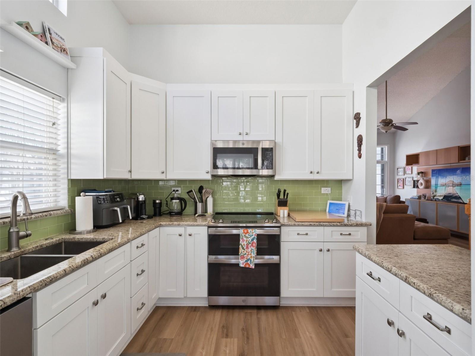 Image 9 of 32 For 3779 Holston Way