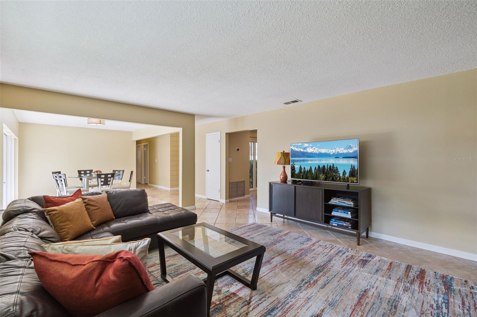 Image 11 of 49 For 2748 Lion Heart Road