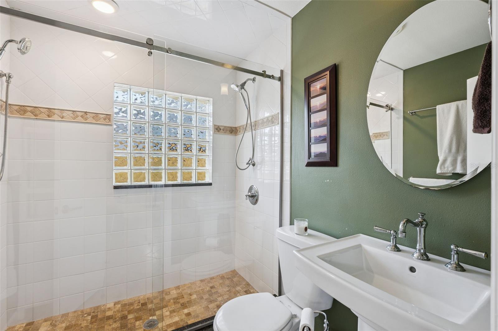 Image 28 of 49 For 2748 Lion Heart Road