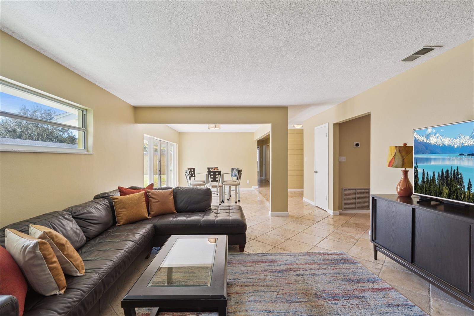 Image 9 of 49 For 2748 Lion Heart Road