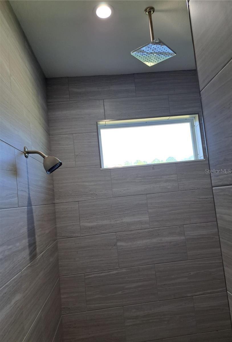 Image 5 of 13 For 20627 Majestic Street