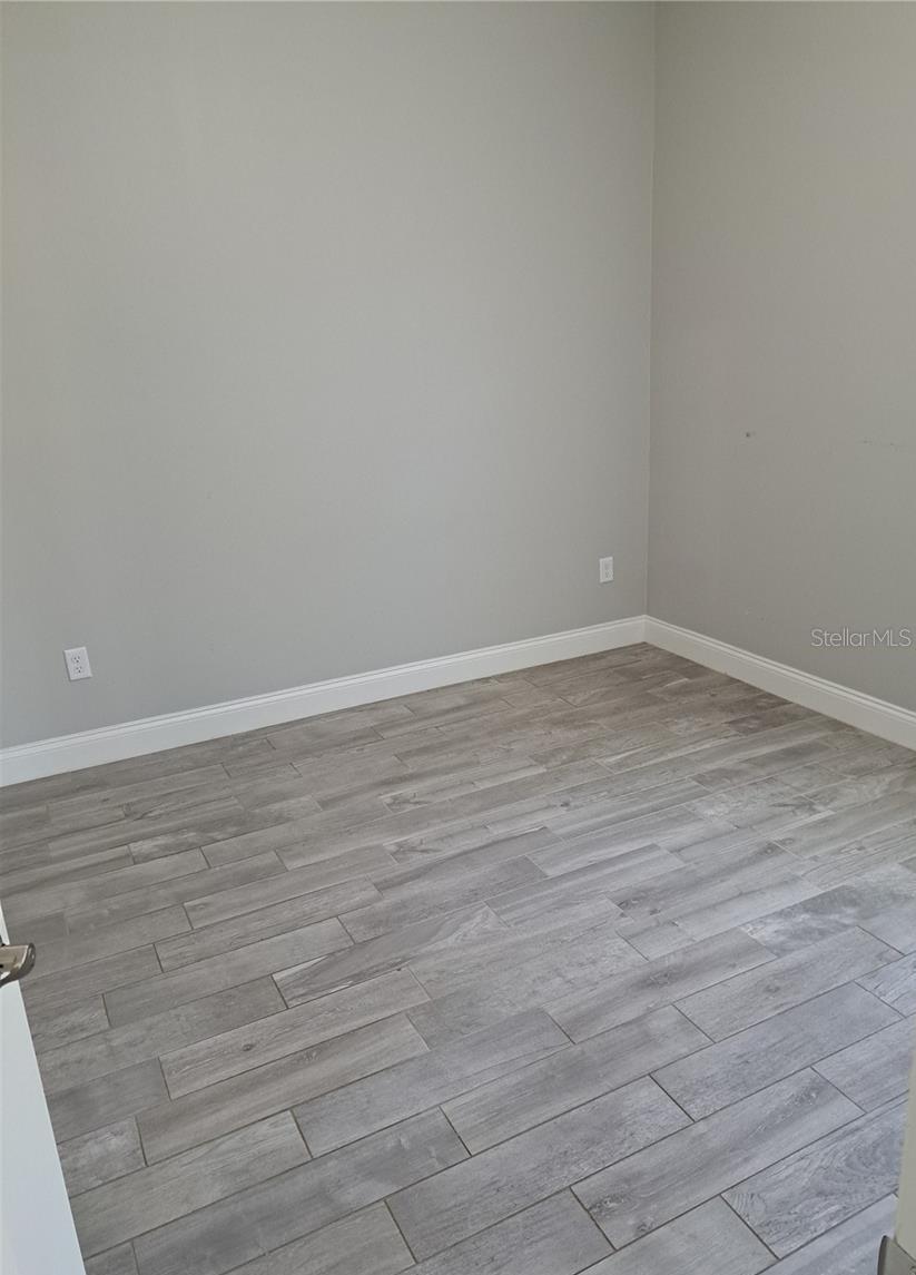 Image 7 of 13 For 20627 Majestic Street