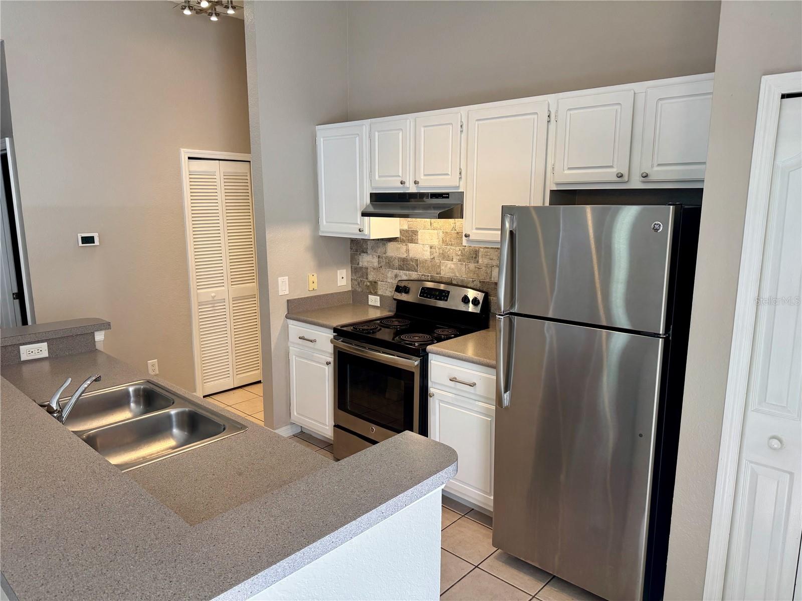 Image 12 of 23 For 2627 Maitland Crossing Way 301