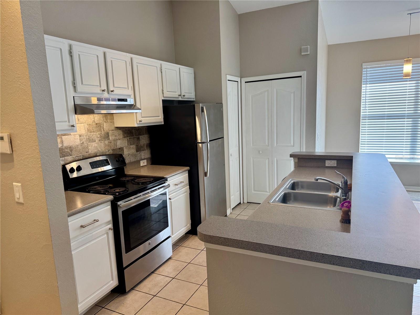 Image 13 of 23 For 2627 Maitland Crossing Way 301