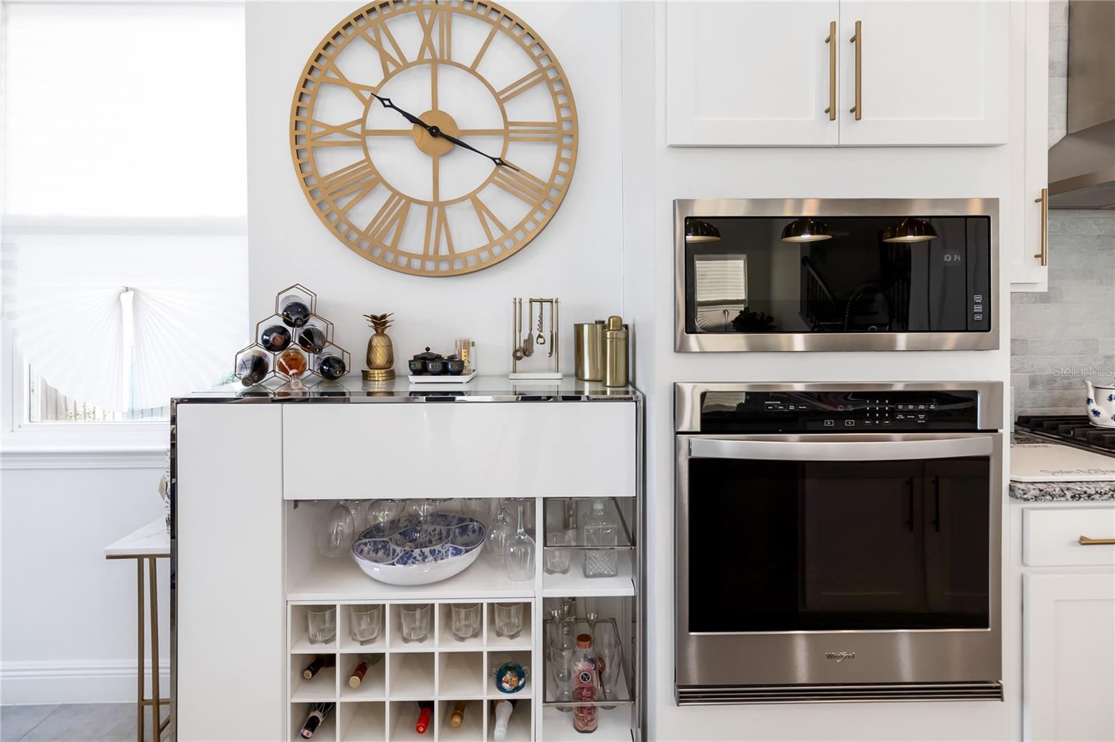 Image 14 of 65 For 15742 Vetta Drive