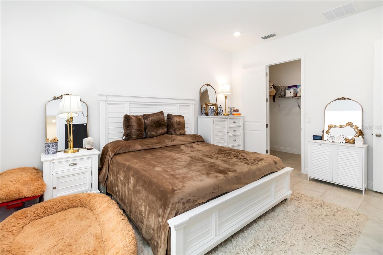 Image 20 of 65 For 15742 Vetta Drive