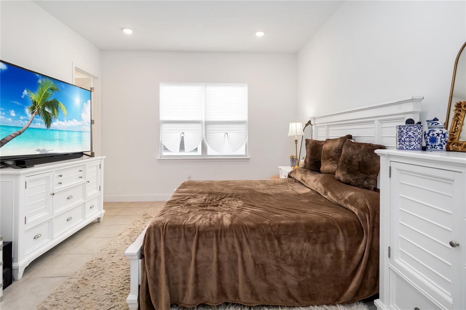 Image 21 of 65 For 15742 Vetta Drive