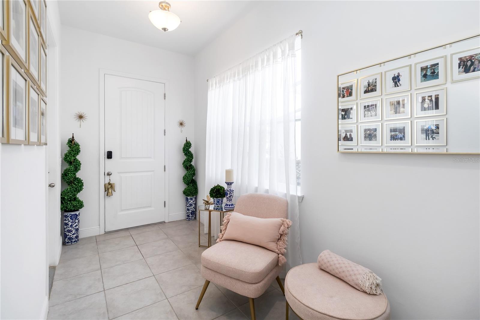 Image 3 of 65 For 15742 Vetta Drive